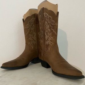Ariat Women's Heritage Brand New Boots